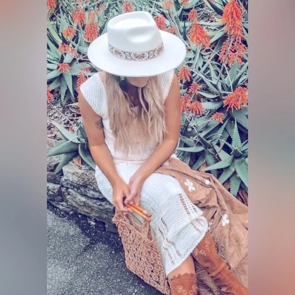 NEW Lack of Color The Beverly Fedora Hat in Ivory - Picture 7 of 11